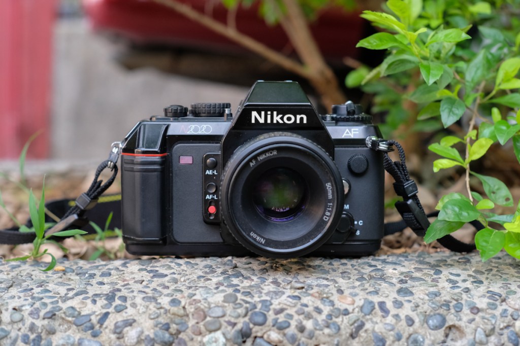 Nikon N2020 front view