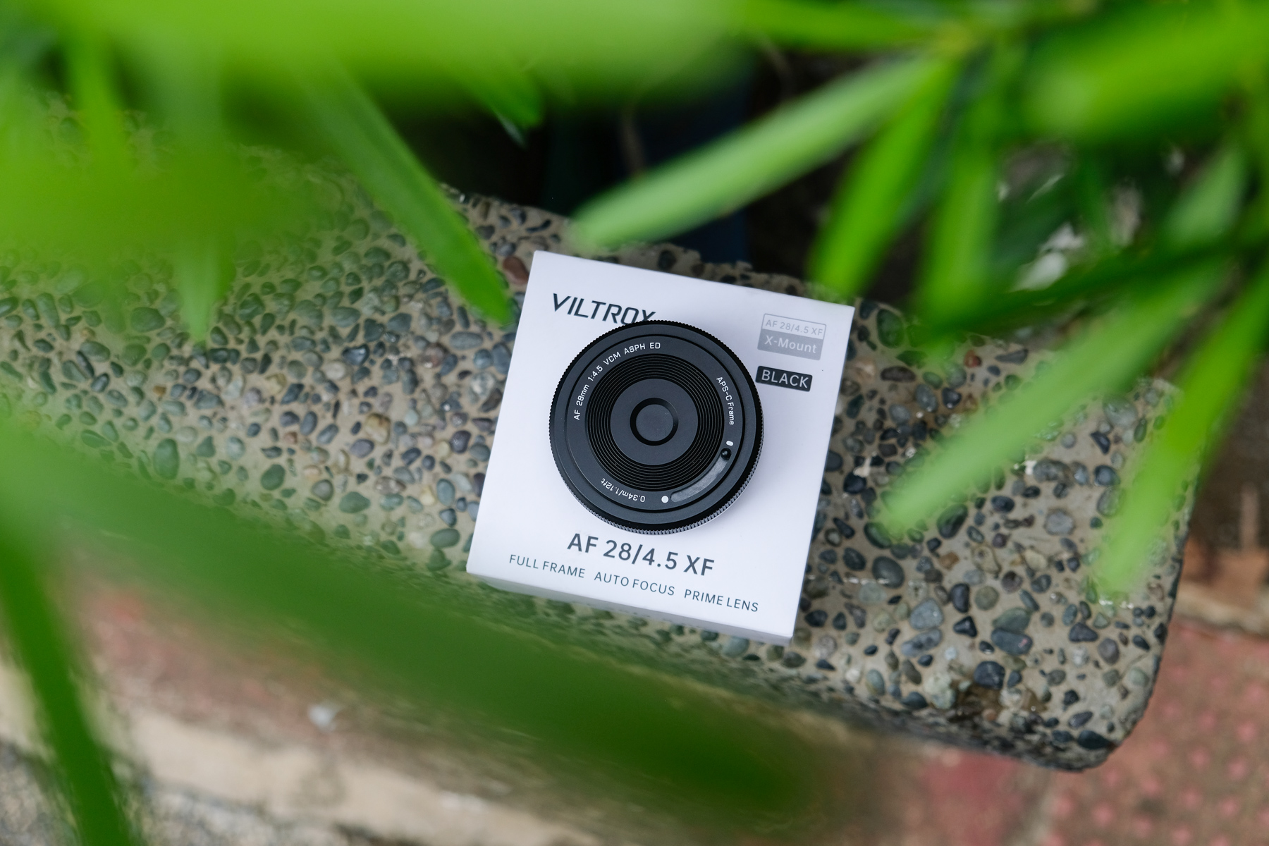 Viltrox 28mm F4.5 AF “Chip” lens review – X mount – King